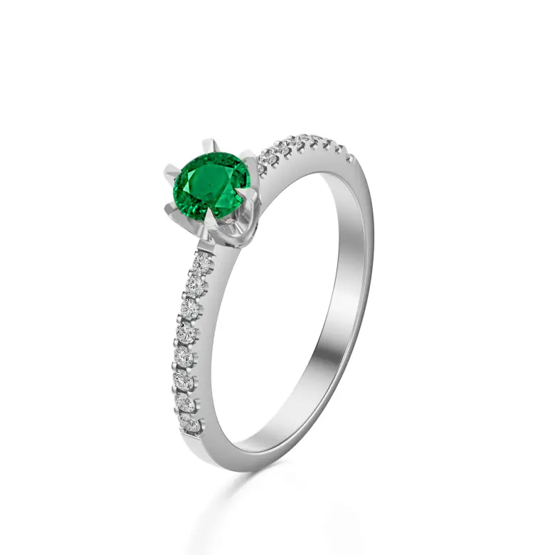 Pierścionek z białego złota ze szmaragdem AJPZ_035 Pierścionek z białego złota ze szmaragdem AJPZ_035